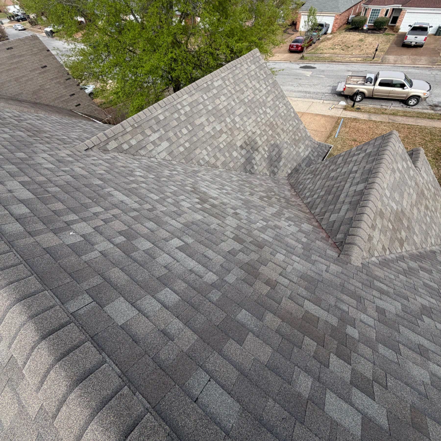 asphalt roof installation